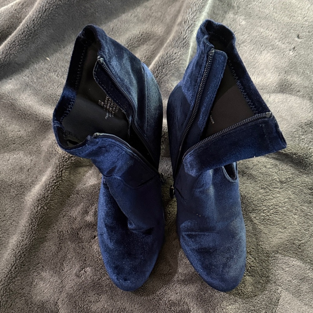 Steve Madden Midnight Blue Velvet Ankle Booties